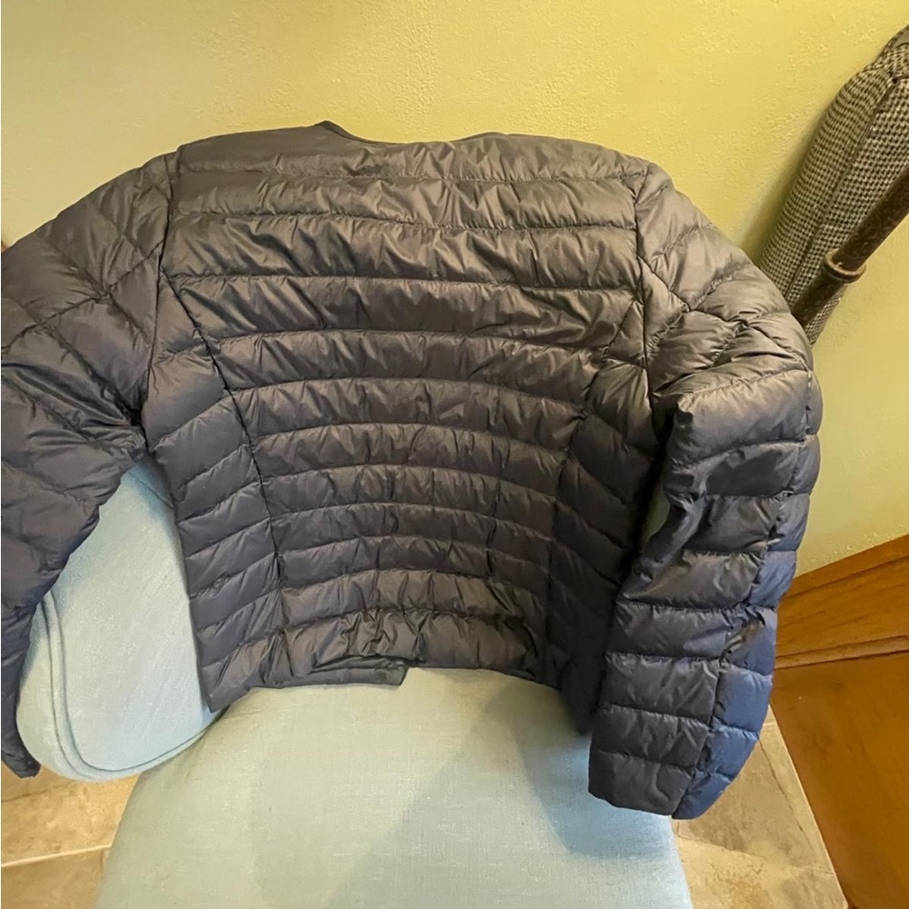 Women’s Pufftech Jacket - image 3